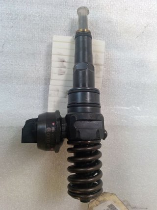 Inyector audi 038130073an a4 avant (8e) 529132