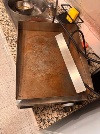 Plancha Eléctrica Hendi de Acero Inoxidable