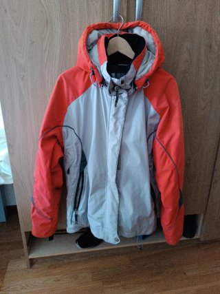 Chaqueta para esquiar o hacer snow.