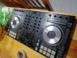 Controladora Pioneer DDJ-SX2
