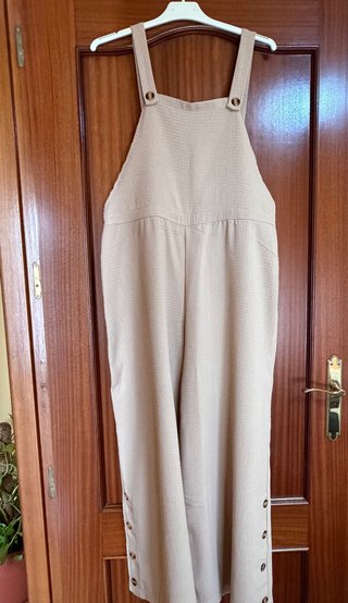 Mono Beige