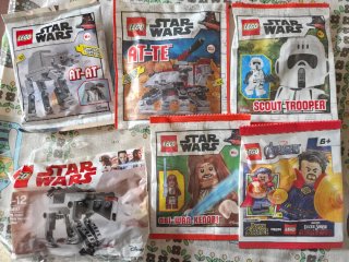 Lote de 6 Sobres LEGO Star Wars y Marvel