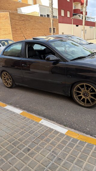 SEAT Ibiza 2004