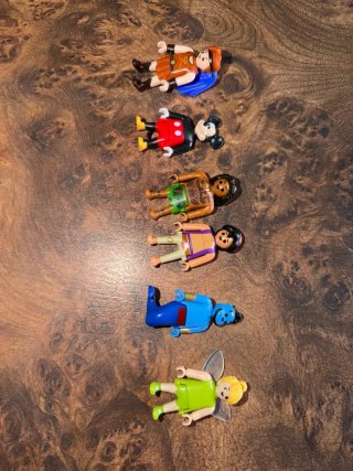Figure uova Kinder, 1,50€ ciascuna