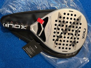 Pala NOX AT10 Genius 12k Alum Agustín Tapia 2027