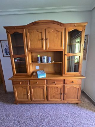 Mueble de salón de madera