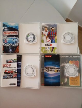 Lote de 4 Juegos para PSP