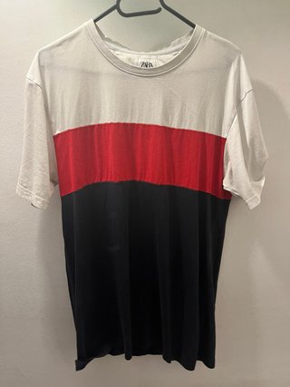 Camiseta Zara tricolor