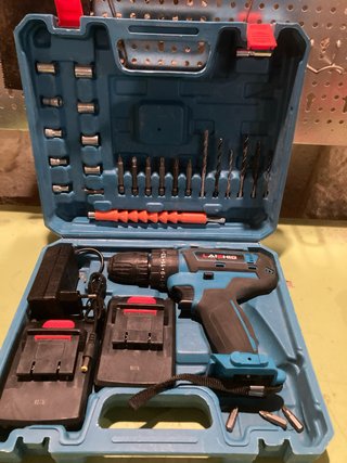 Taladro Atornillador 24V con Maletín