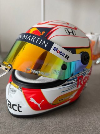 Casco scala 1:2 Max Verstappen 2019
