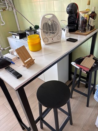 Mesa de Bar con 2 Taburetes