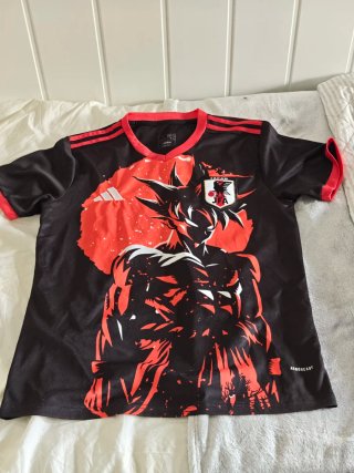 Camiseta Japón Goku Edición Especial talla L