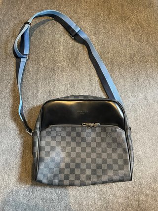 Bolso Louis Vuitton Damier Graphite