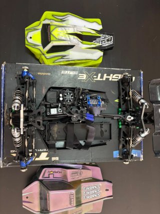 Coche RC Losi 8IGHT-XE