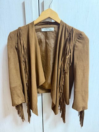 Chaqueta Boho con Flecos Bershka