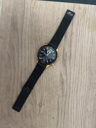 Reloj Lotus Connected Negro y Dorado