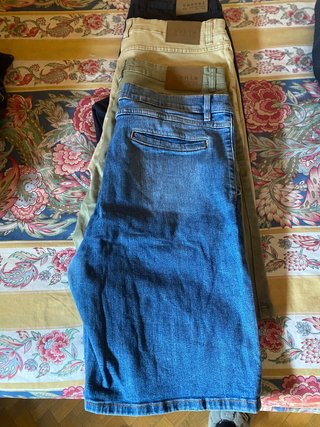Lote de 4 pantalones