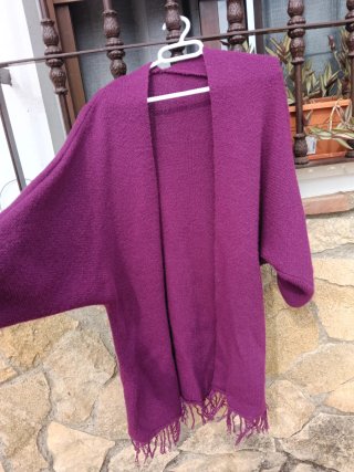 Capa Morada con Flecos
