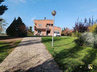 Chalet en venta en Alberite