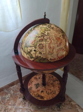 Botellero Mueble Globo Terráqueo