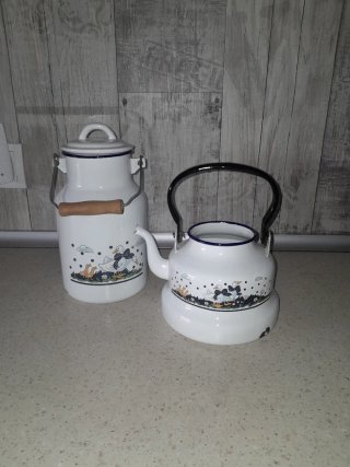 Set de Tetera y Lechera Vintage