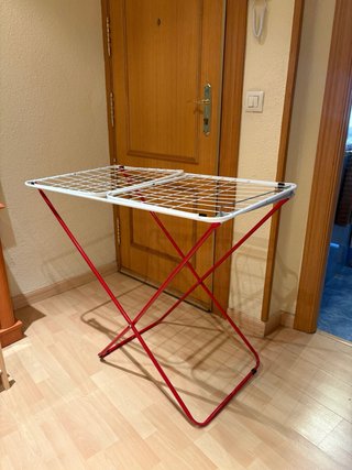 Tendedero Plegable de Alas Blanco y Rojo