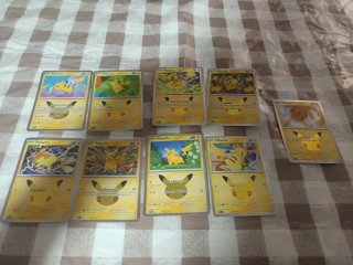 Set de 9 Cartas Pokémon Pikachu