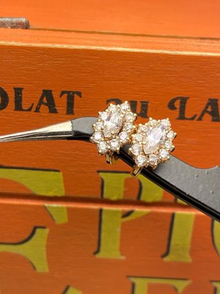 Conjunto anillo y pendientes oro 18k y circonitas