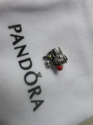 Charm Pandora