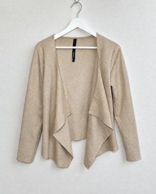 Chaqueta ligera / rebeca fluida de la marca Celeb