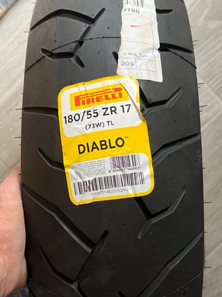 Neumático Pirelli Diablo 180/55 ZR 17