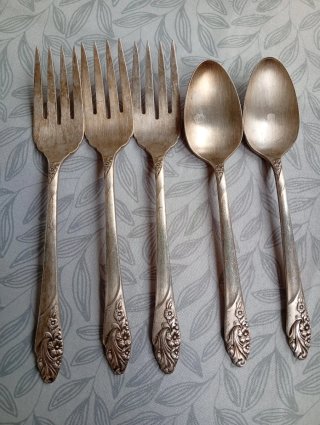Set de 5 Cubiertos con Baño de Plata