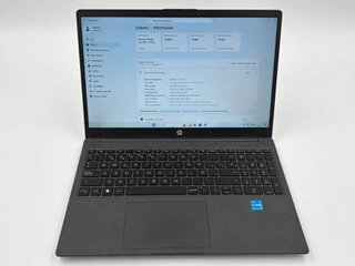 Portátil HP 15,6 i3-1315U 8GB/256GB SSD
