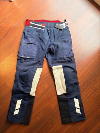 Pantalones BMW Motorrad Talla 54. Originales BMW.