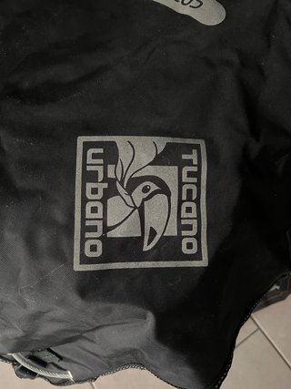 Funda Tucano Urbano nuevo