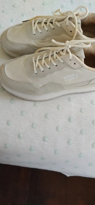 Zapatillas Bimba y Lola Beige nose acmiten deboluc