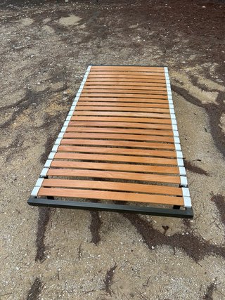 Estructura de Cama con Somier de Láminas