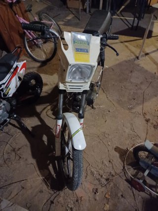 Ciclomotor Morini Antiguo