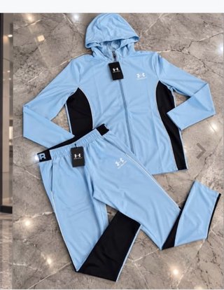 Chándal Under Armour Azul y Negro