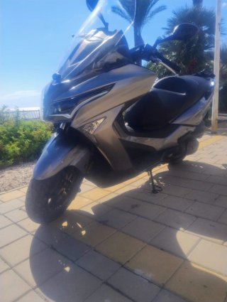 Maxiscooter Kymco Grand Dink 125 (2016) gris
