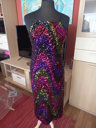 Vestido de fiesta con lentejuelas