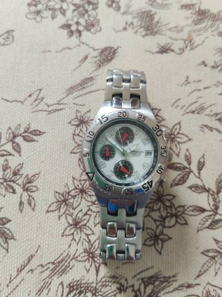 Reloj Analógico Plateado
