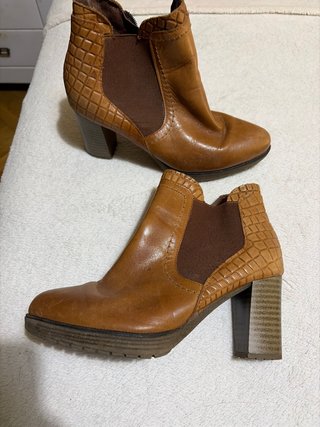 Botines Pitillos Marrones piel