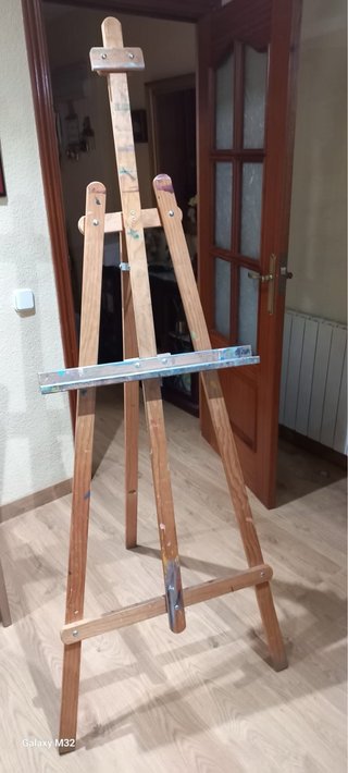 Caballete de Pintura de Madera