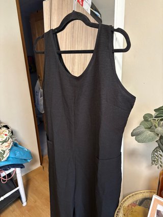 Mono Negro de Tela Fresca