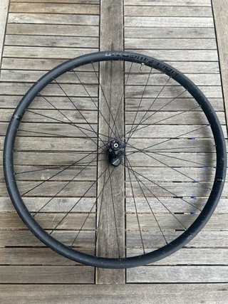 Ruedas MTB Carbono HollowGram 25 Superlight lefty
