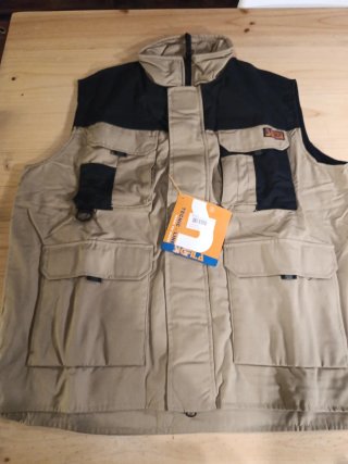 Chaleco J'hayber Beige y Negro