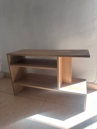 Mesa auxiliar IKEA HOLMERUD efecto roble