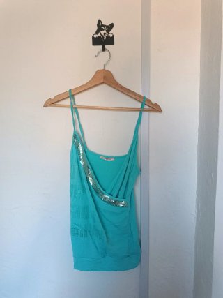 Camiseta Turquesa con Lentejuelas Talla M