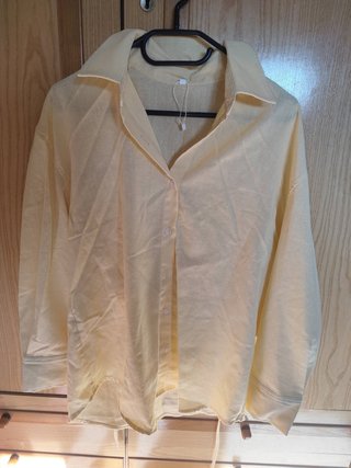 Camisa Amarilla Manga Larga